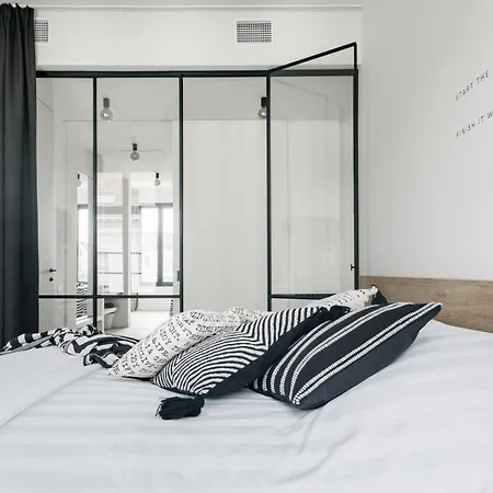 Maison12 - Design With Terrace And View Over Towers