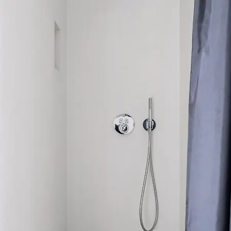 Maison12 - Design With Terrace And View Over Towers