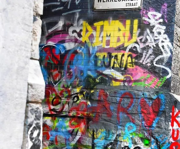 Maison12 - Design With Terrace And View Over Towers شقة خنت