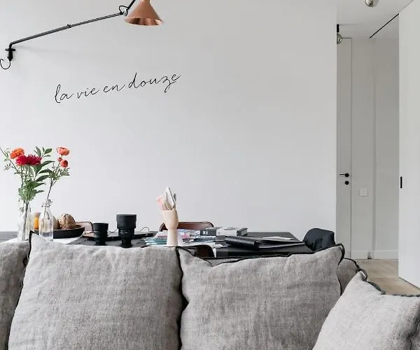 Maison12 - Design With Terrace And View Over Towers شقة