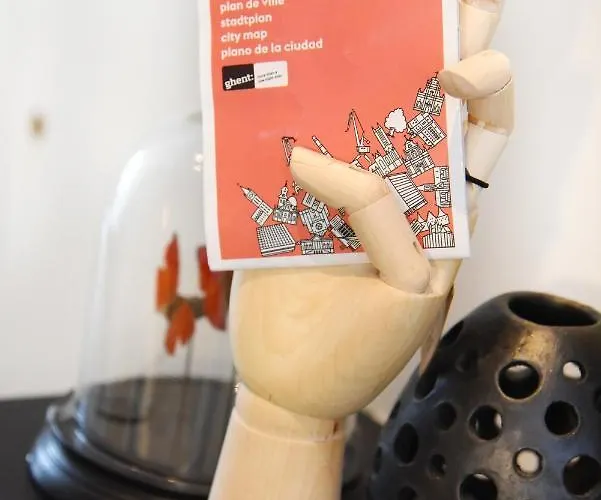 Maison12 - Design With Terrace And View Over Towers شقة خنت