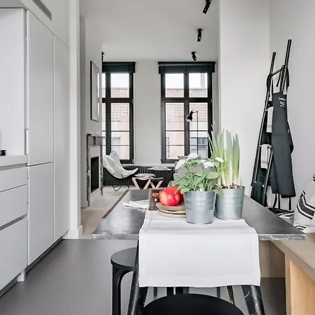 Maison12 - Design With Terrace And View Over Towers דירה *